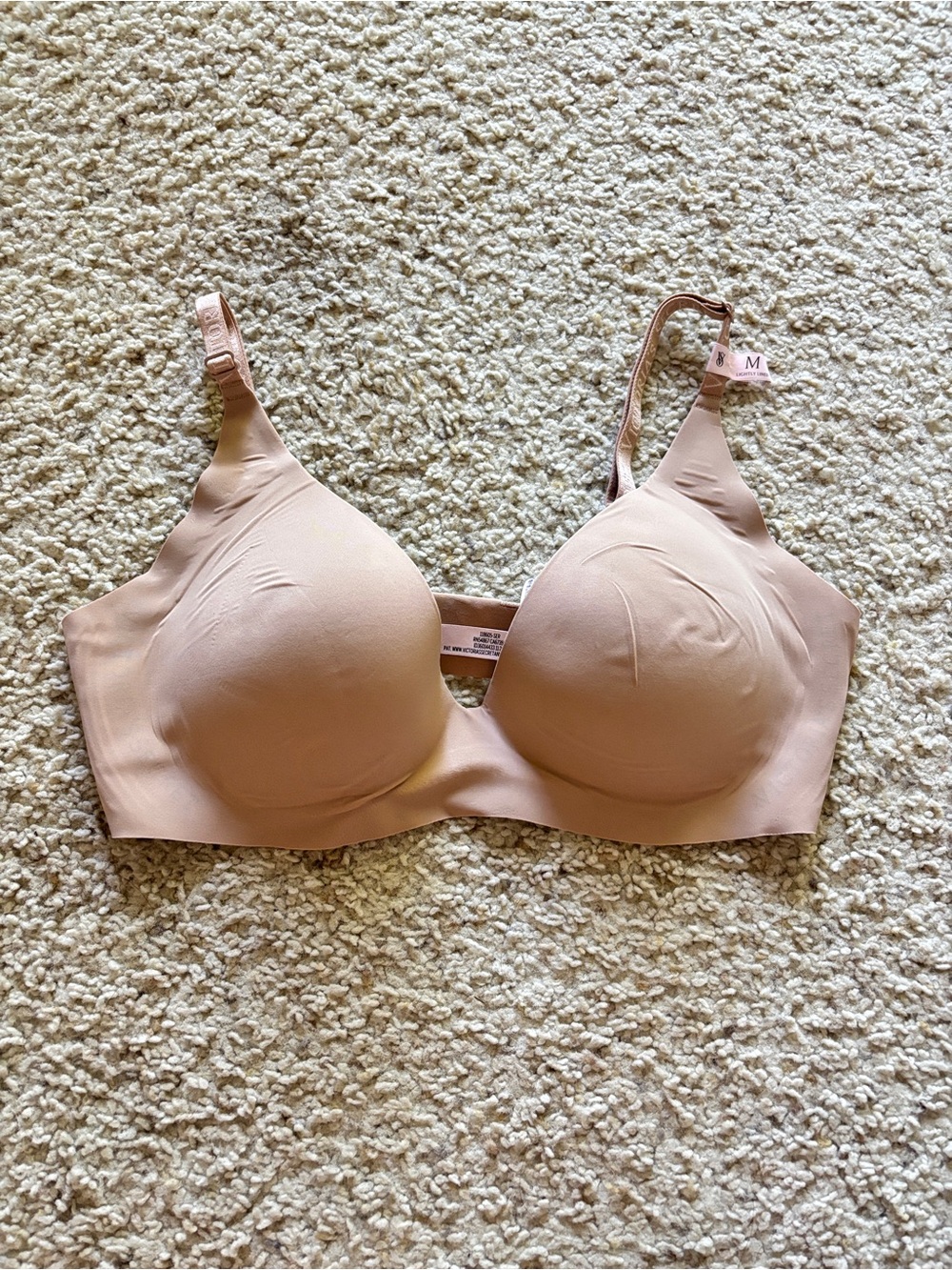 NWT lightly lined bra size M